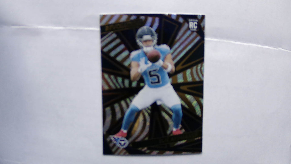 2025 Panini Revolution Elic Ayomanor #209